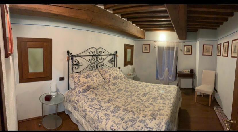 Osteria Del Borgo B&B Montepulciano Stazione Exterior foto