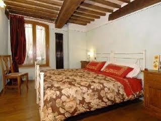 Osteria Del Borgo B&B Montepulciano Stazione Exterior foto